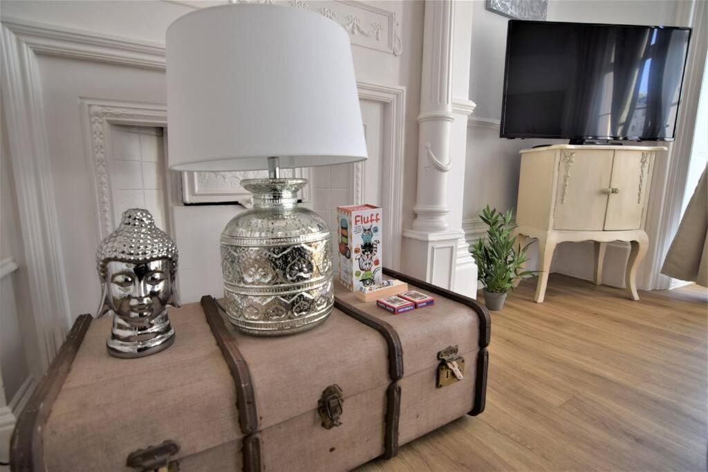 Flash Sales Offer - Any Week Day No Minimum Night Restrictions Central Hove 1 Bedroom Flat Bn38Bru02 Ngoại thất bức ảnh