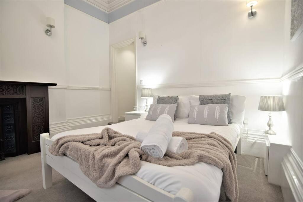 Flash Sales Offer - Any Week Day No Minimum Night Restrictions Central Hove 1 Bedroom Flat Bn38Bru02 Ngoại thất bức ảnh